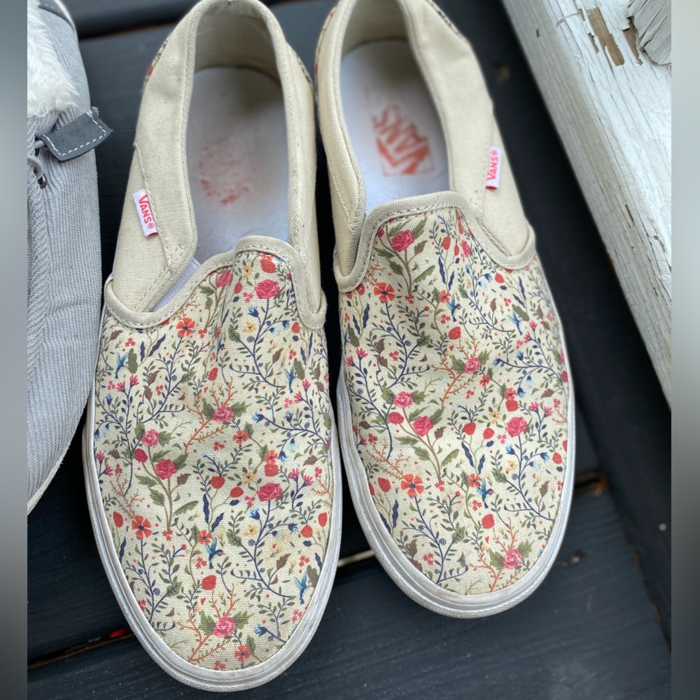 Floral printed slip on vans